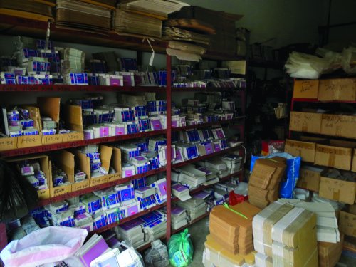 CON_Shelves_NSK-fake-bearing-boxes-left.jpg_ico500 Chine dans - - - NEWS INDUSTRIE