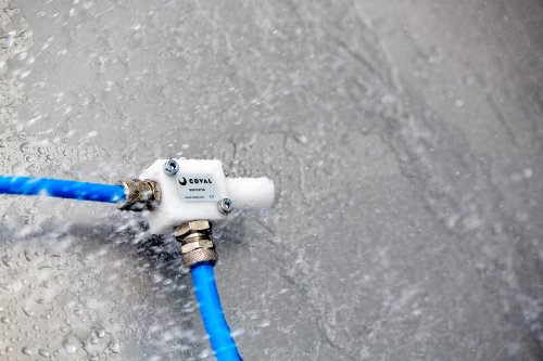 Wash%20Down%20Coval%202.jpg_ico500 annonce dans - - - NEWS INDUSTRIE