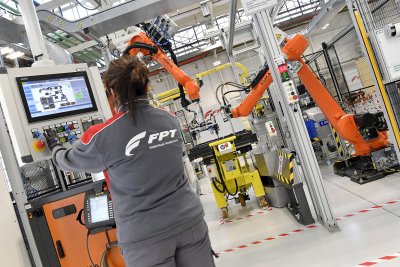 FPT Industrial inaugura nueva planta de ePowertrain en Turín - 3